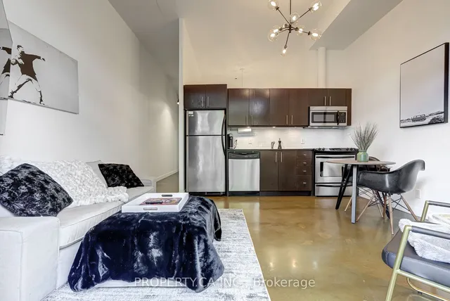 Additional image 9 of 201 Carlaw Ave Unit 201