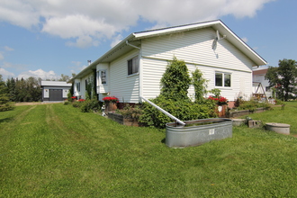 Additional image 2 of 53063 Range Rd 215