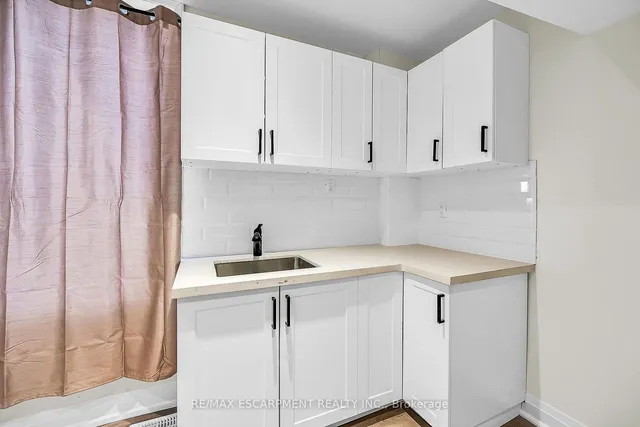 Additional image 12 of 346 Emerald St