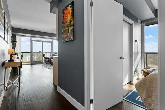 Additional image 7 of 2087 FAIRVIEW St Unit 1304