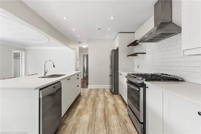 Additional image 12 of 136 Brantdale Ave