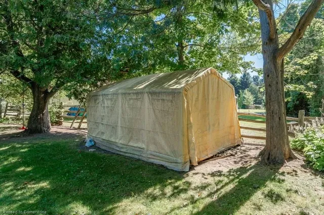 Additional image 45 of 6490 Panton St