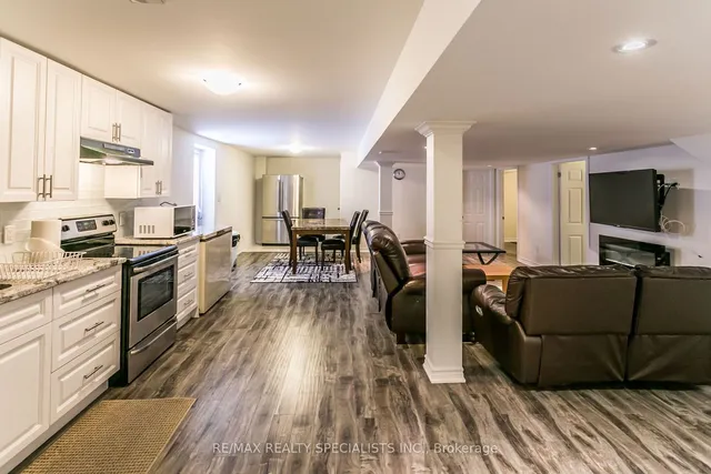 Additional image 25 of 8 PLAYFAIR Crt