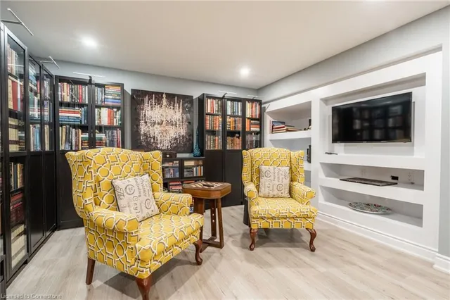 Additional image 35 of 71 Joshua Ave