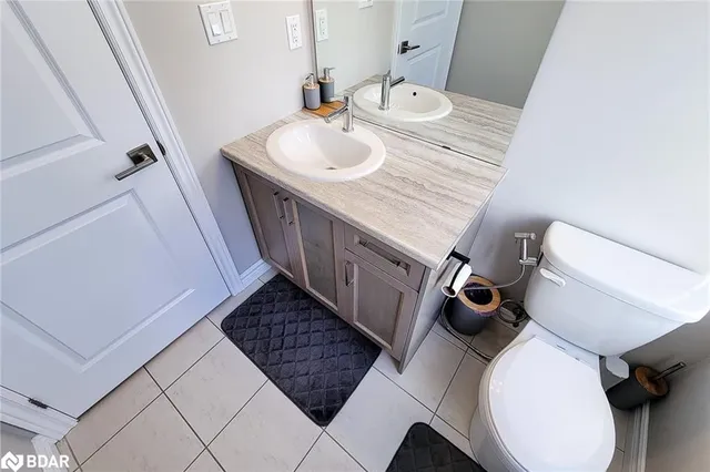 Additional image 12 of 445 Ontario Street South St Unit 2