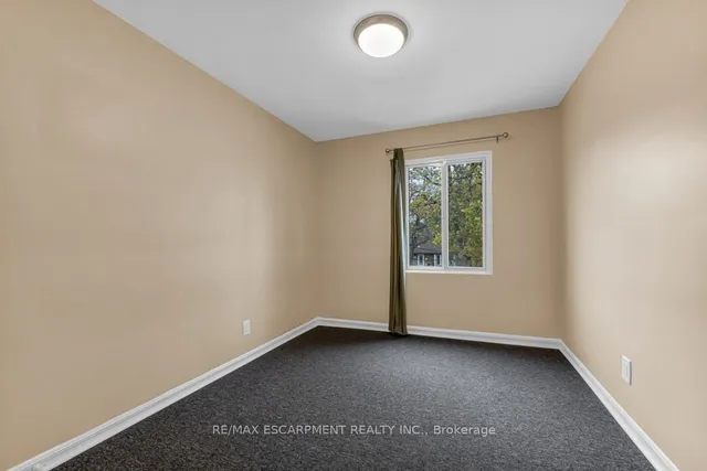 Additional image 12 of 34 SUMACH St