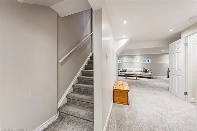 Additional image 31 of 48 Madonna Drive