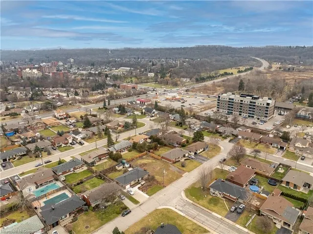 Additional image 8 of 22 Alpine Ave