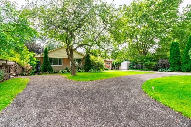 Additional image 3 of 702 KING Rd