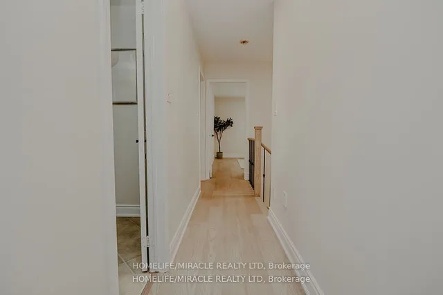 Additional image 40 of 305 fasken Crt