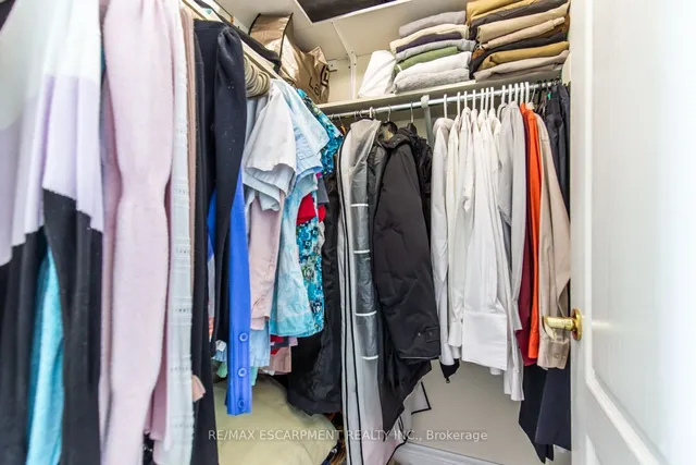 Additional image 20 of 109 Peachwood Cres