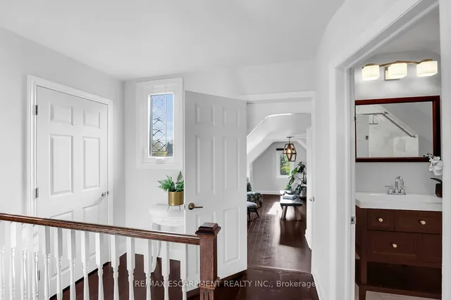 Additional image 26 of 2104 Highway 56