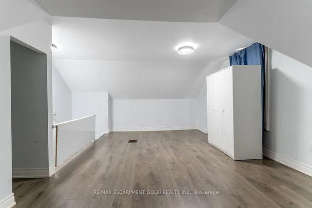 Additional image 33 of 334 Cannon St