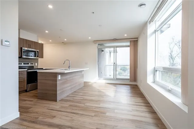 Additional image 12 of 467 Charlton Ave Unit 308