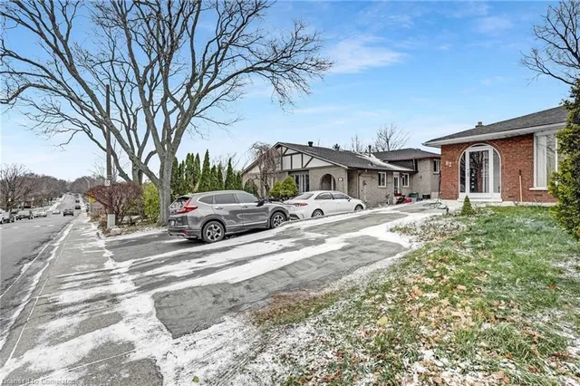 Additional image 3 of 82 Guildwood Dr