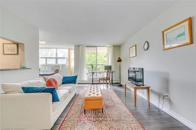 Additional image 15 of 1950 MAIN St Unit 204