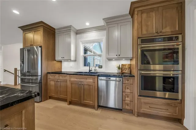 Additional image 14 of 73 Valley Rd