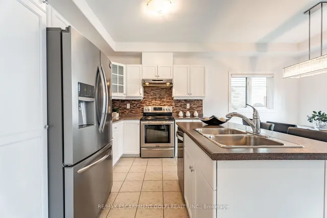 Additional image 14 of 71 Chamomile Dr