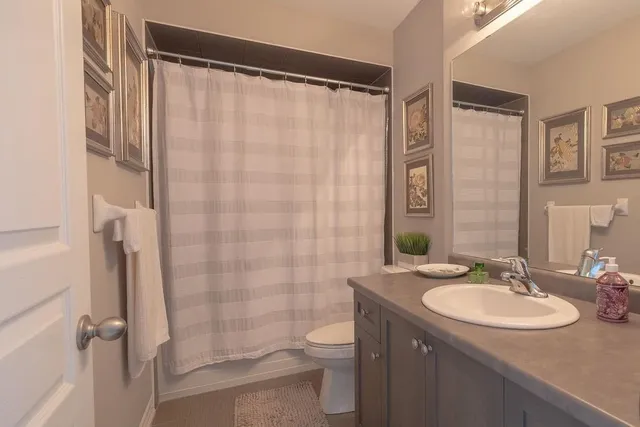 Additional image 32 of 4173 PALERMO Common