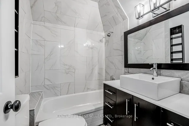 Additional image 18 of 28 Francis St