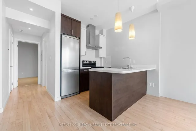 Additional image 26 of 3635 Dundas St