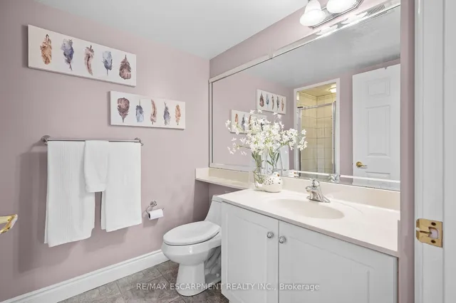 Additional image 22 of 442 Maple Ave Unit 1103