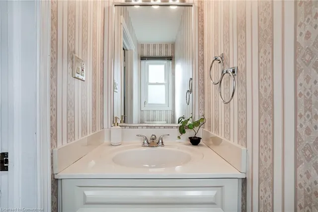 Additional image 21 of 25 Terrace Dr