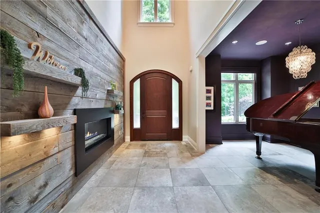 Additional image 46 of 298 SHOREVIEW Rd