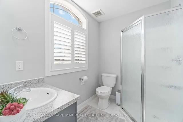 Additional image 27 of 126 Laguna Village Cres