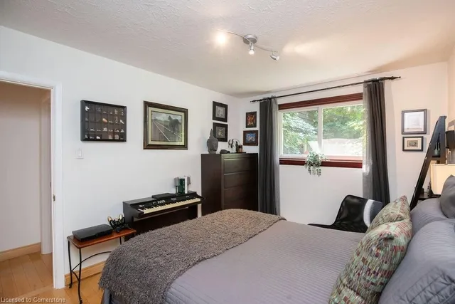 Additional image 34 of 341 Clarendon Dr