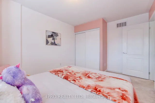 Additional image 28 of 229 Cedric Terr