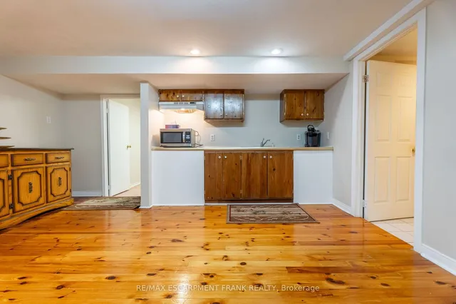 Additional image 31 of 7 GRANDOAKS Dr