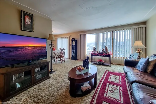 Additional image 11 of 419 Red Oak Ave