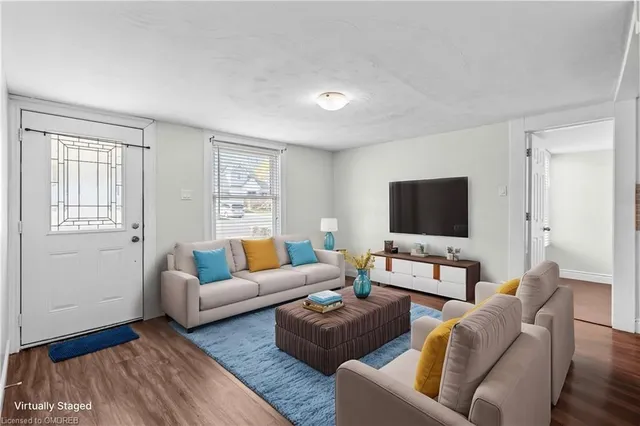 Additional image 4 of 937 Garth St