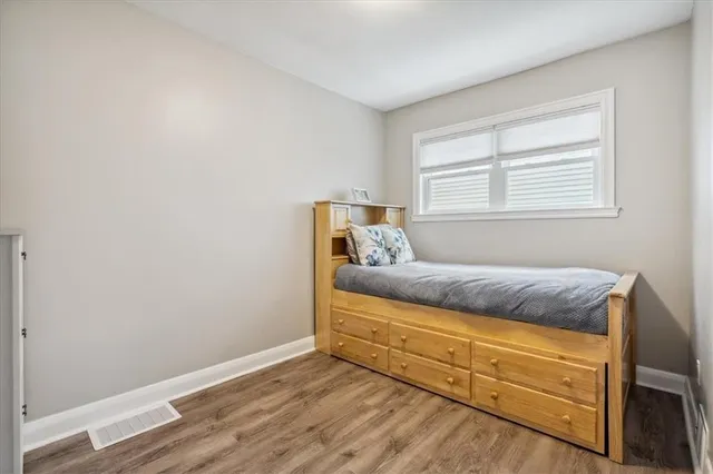 Additional image 20 of 971 BOOTHMAN Ave