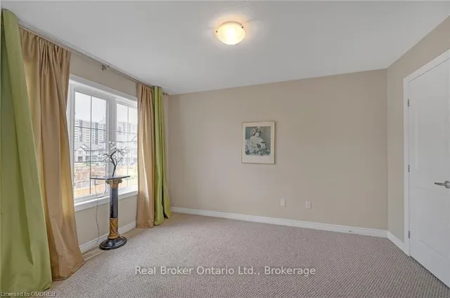 Additional image 24 of 93 SOUTHSHORE CRESCENT