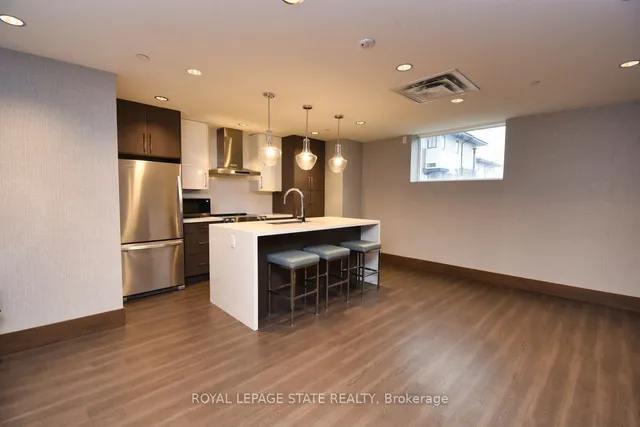Additional image 12 of 16 Markle Cres Unit 315