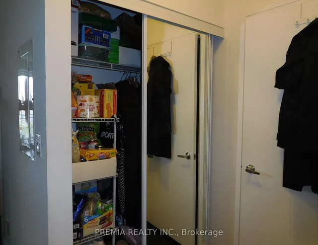Additional image 6 of 17 Kenaston Gdns Unit #810