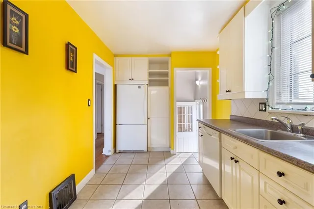 Additional image 10 of 175 Rosedale Ave