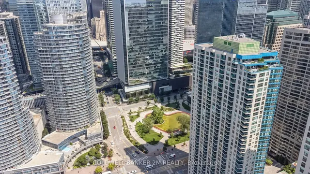 Additional image 36 of 77 Harbour Sq Unit 406