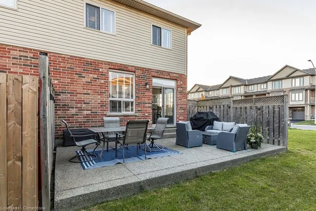 Additional image 30 of 4 Marina Point Cres