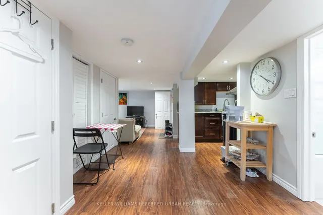 Additional image 13 of 206 Donlands Ave