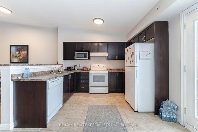 Additional image 15 of 1350 Main St Unit 412