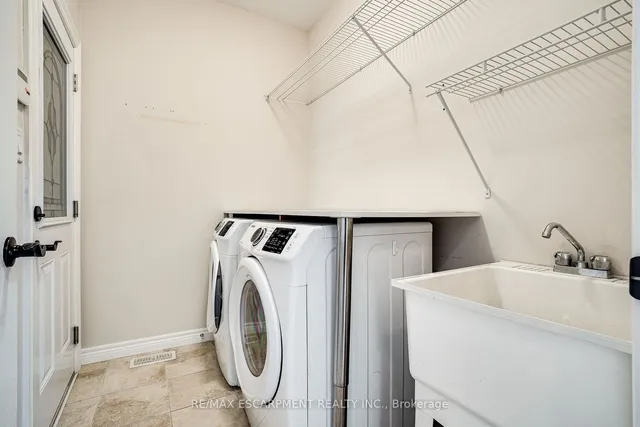 Additional image 12 of 19 Tallforest Tr