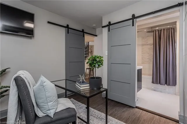 Additional image 32 of 1041 Plains View Ave