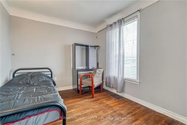 Additional image 8 of 113 West 5th St