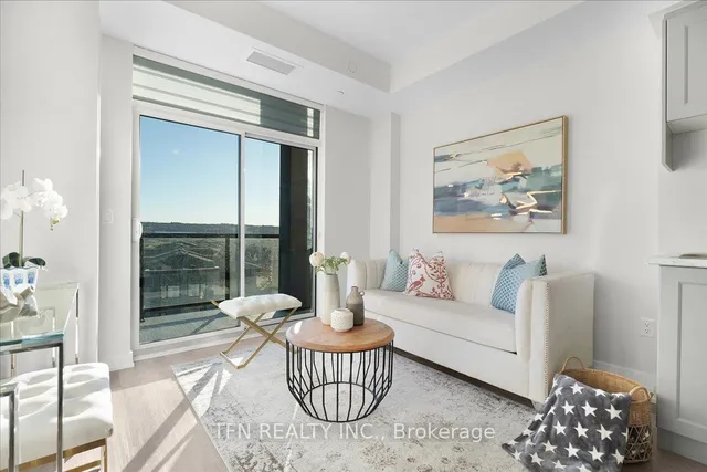 Additional image 8 of 600 North Service Rd Unit 522