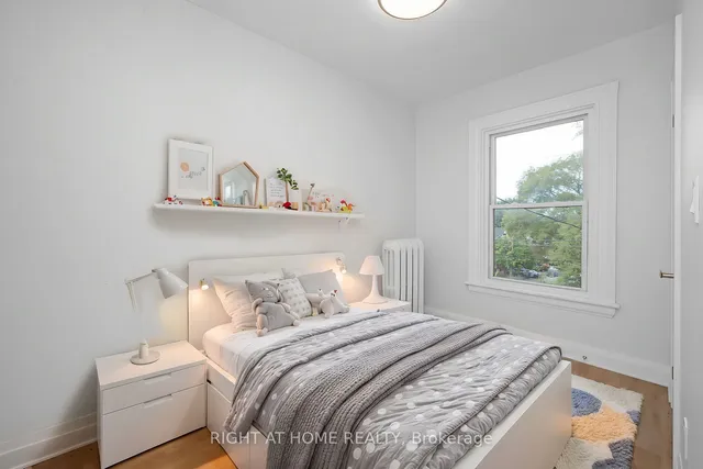 Additional image 16 of 72 Dundurn St