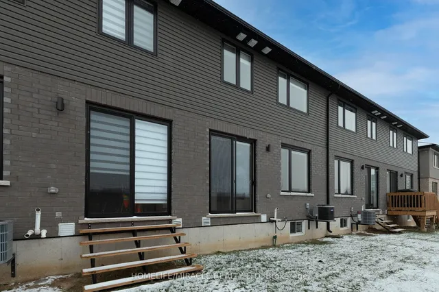 Additional image 31 of 166 MOUNT ALBION Rd Unit 15