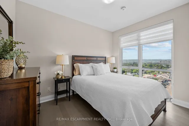 Additional image 17 of 2025 Maria St Unit 1508